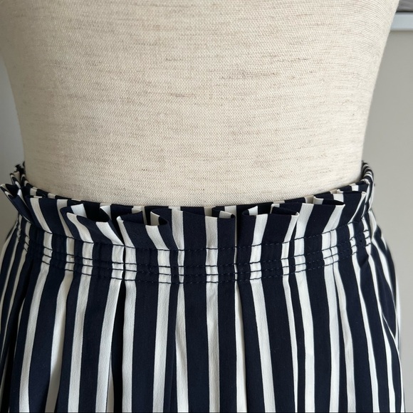 J. Crew Factory Pull-On Nautical Striped Skirt with Gathering at the Waist - Picture 10 of 11